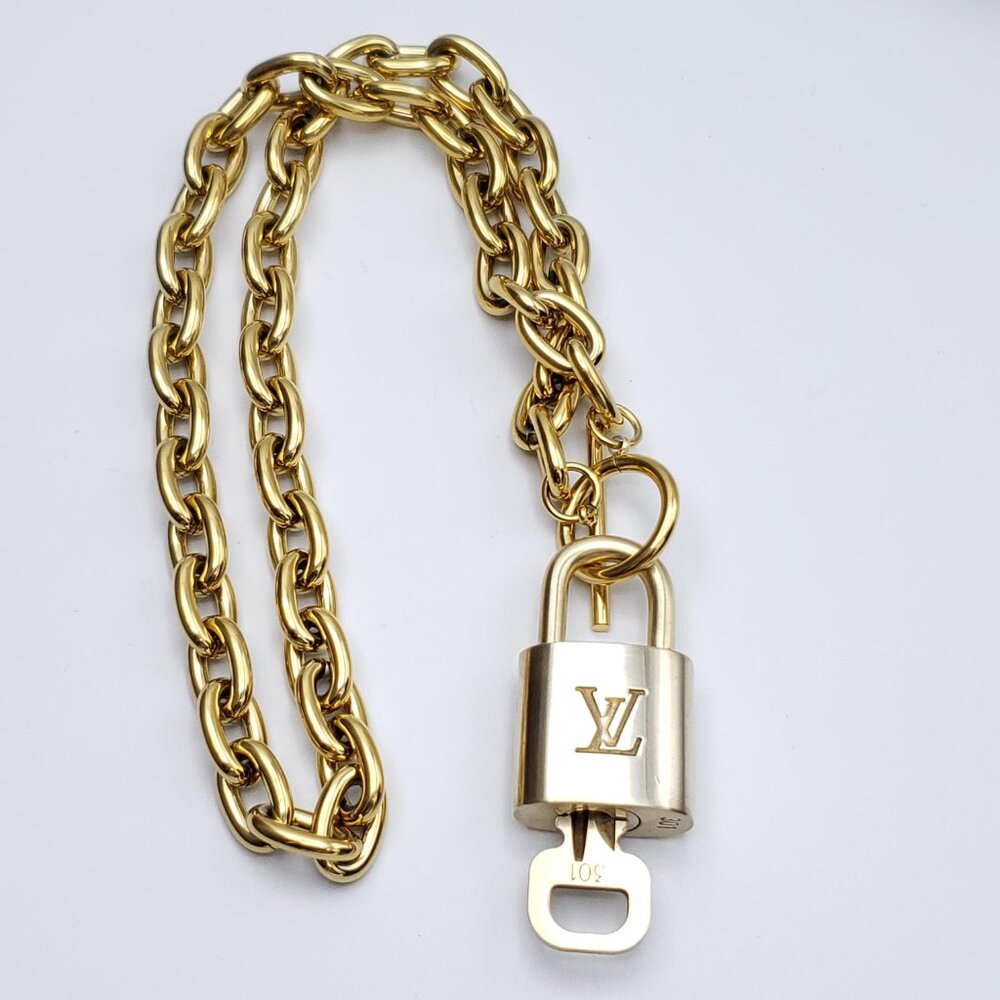 Authentic Louis Vuitton Gold Padlock w/Unbranded Stainless Steel Chain Necklace - Picture 10 of 14